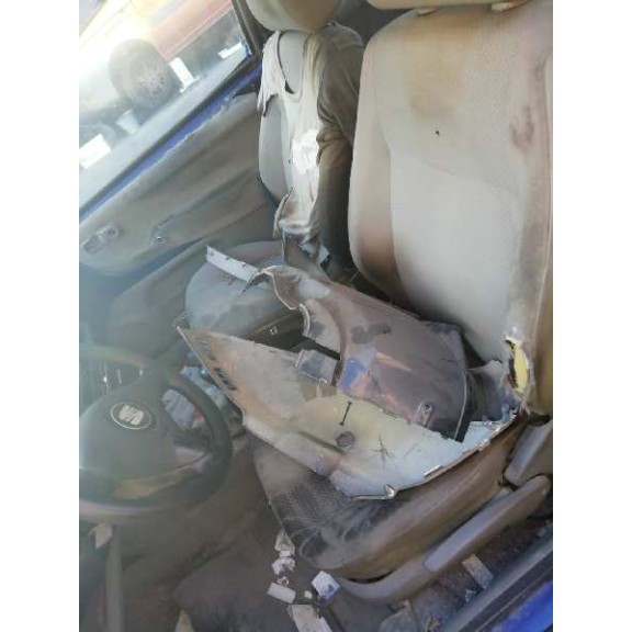 seat arosa (6h1) del año 2001