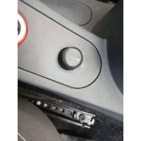Recambio de retrovisor derecho para seat leon (1p1) 1.6 lpg referencia OEM IAM   