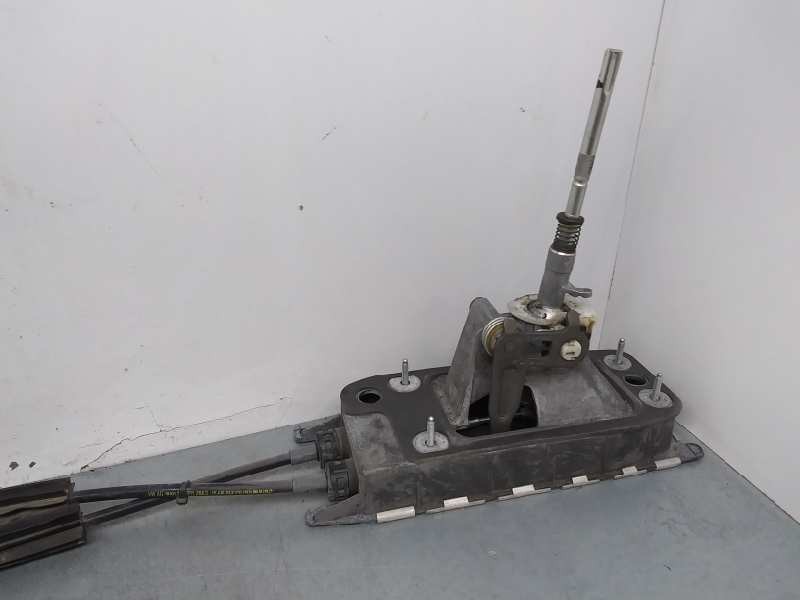 Recambio de palanca cambio para volkswagen golf v berlina (1k1) conceptline (e) referencia OEM IAM 1K0711050A VARILLAJE 6V