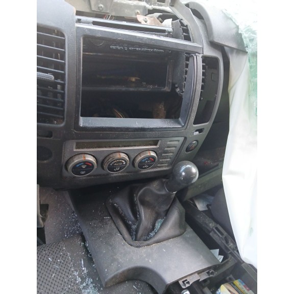 nissan navara np300 (d40) del año 2005