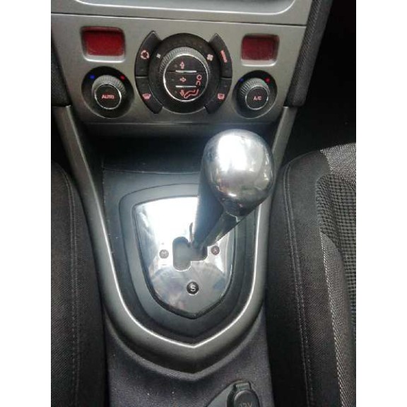 peugeot 308 del año 2011