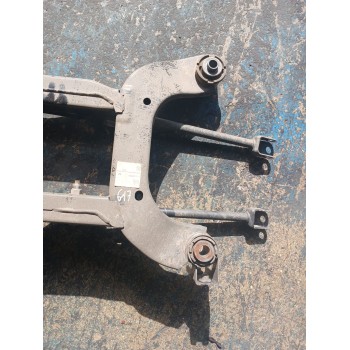 Recambio de puente trasero para renault megane e-tech suv ev40 referencia OEM IAM 554000941R  