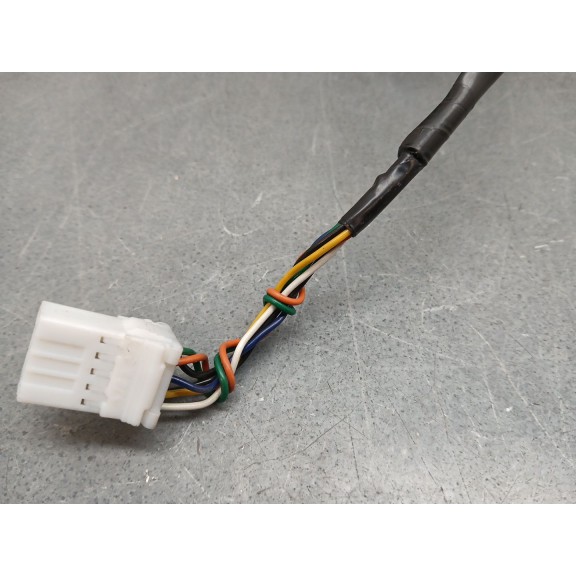 Recambio de retrovisor derecho para peugeot 4007 premium referencia OEM IAM  ABATIBLE 7 cables