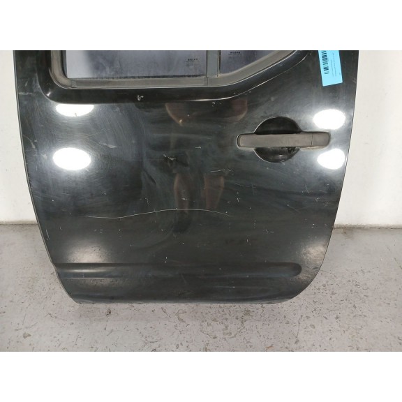 Recambio de puerta trasera izquierda para nissan navara np300 (d40) 2.5 dci 4wd referencia OEM IAM   