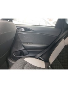 Recambio de guarnecido puerta trasera derecha para kia ceed gt line referencia OEM IAM   