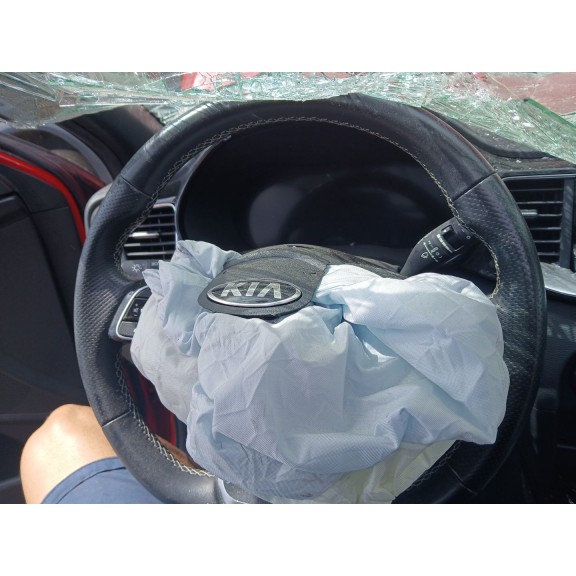 Recambio de volante para kia ceed gt line referencia OEM IAM   