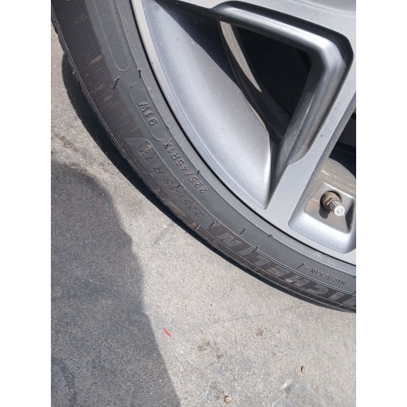 Recambio de llanta para kia ceed gt line referencia OEM IAM   