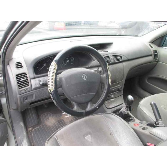 renault laguna ii grandtour (kg0) del año 2003