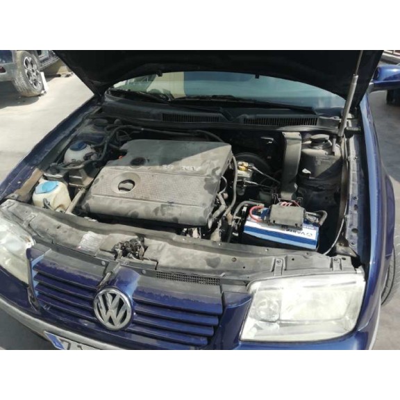 volkswagen bora berlina (1j2) del año 2001