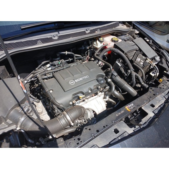 opel astra j (p10) del año 2024