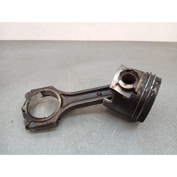 Recambio de piston para hyundai i40 i (vf) 1.7 crdi referencia OEM IAM D4FE x1 con biela