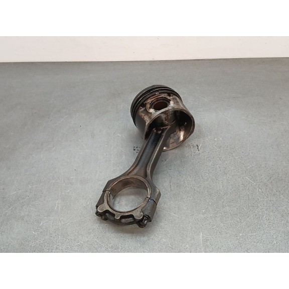 Recambio de piston para hyundai i40 i (vf) 1.7 crdi referencia OEM IAM D4FE x1 con biela