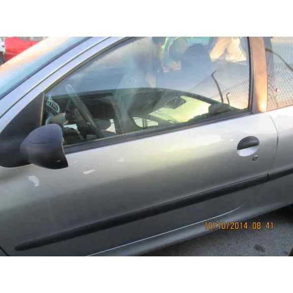 peugeot 206 berlina del año 1999