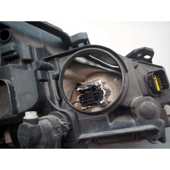 Recambio de faro izquierdo para peugeot 5008 premium referencia OEM IAM 9682519180 FALTA TAPA 