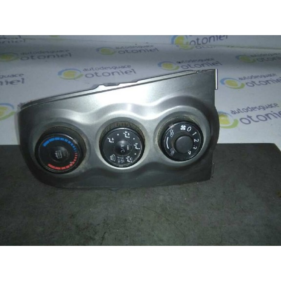 Recambio de mando calefaccion / aire acondicionado para toyota yaris live referencia OEM IAM 554060D190  