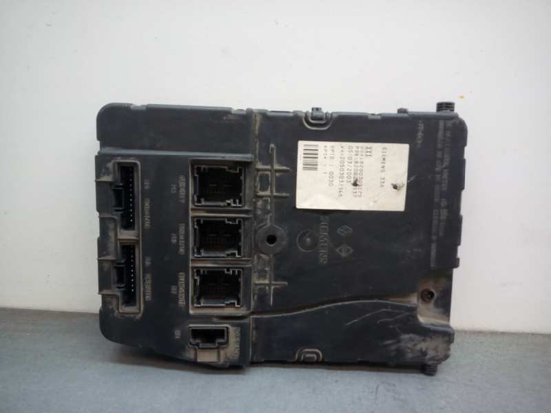Recambio de centralita bsi para renault megane ii berlina 5p confort authentique referencia OEM IAM 8200305575  