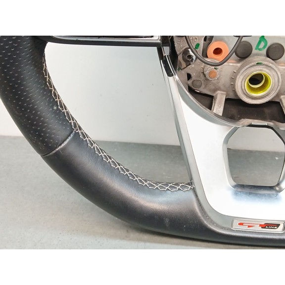Recambio de volante para kia ceed gt line referencia OEM IAM gtline 56100j7aa0sa1 desgastado