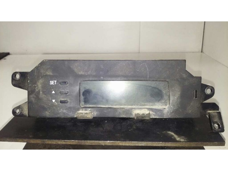 Recambio de display para hyundai i20 comfort referencia OEM IAM 941011J605  