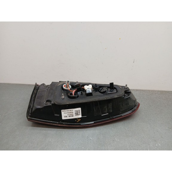 Recambio de piloto trasero derecho interior para kia ceed gt line referencia OEM IAM 92404j7050  