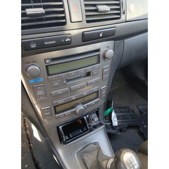 Recambio de sistema audio / radio cd para toyota avensis (_t25_) 1.8 (zzt251_) referencia OEM IAM   