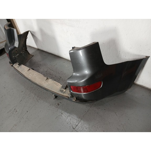 Recambio de paragolpes trasero para peugeot 4007 premium referencia OEM IAM  PARTE INFERIOR CON PUNTERAS 