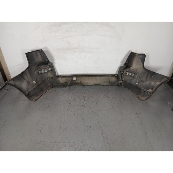 Recambio de paragolpes trasero para peugeot 4007 premium referencia OEM IAM  PARTE INFERIOR CON PUNTERAS 