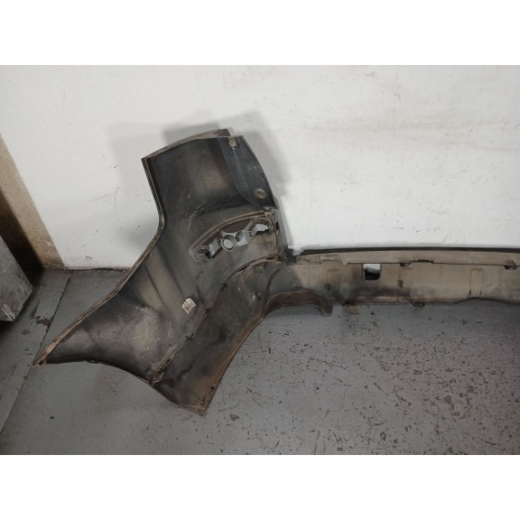 Recambio de paragolpes trasero para peugeot 4007 premium referencia OEM IAM  PARTE INFERIOR CON PUNTERAS 