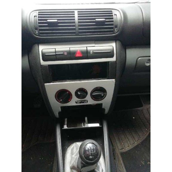 seat leon (1m1) del año 2001