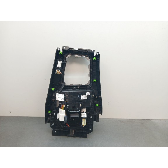 Recambio de consola central para kia ceed gt line referencia OEM IAM 84675j7000 guantera 