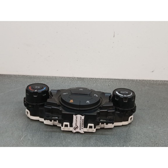 Recambio de mando climatizador para ford fiesta (ccn) trend referencia OEM IAM c1bt18c612ab  