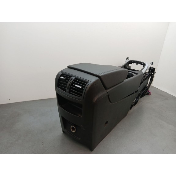 Recambio de apoyabrazos central para opel insignia berlina expression referencia OEM IAM   