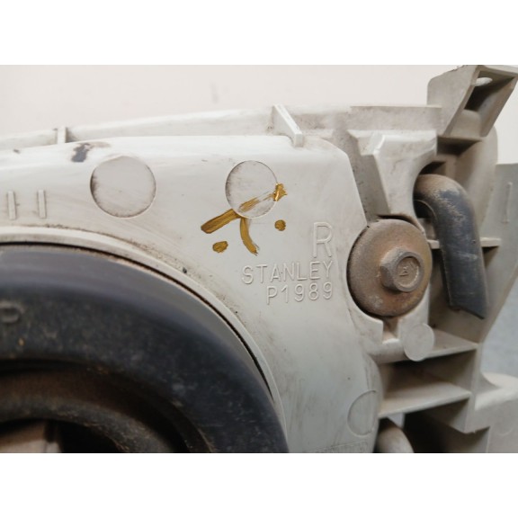 Recambio de faro derecho para mazda premacy (cp) 2.0 turbodiesel cat referencia OEM IAM   