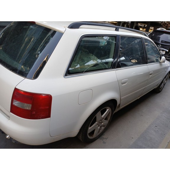 audi a6 c5 avant (4b5) del año 2001