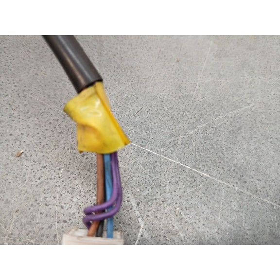 Recambio de retrovisor izquierdo para mazda premacy (cp) 2.0 turbodiesel cat referencia OEM IAM  5 cables 