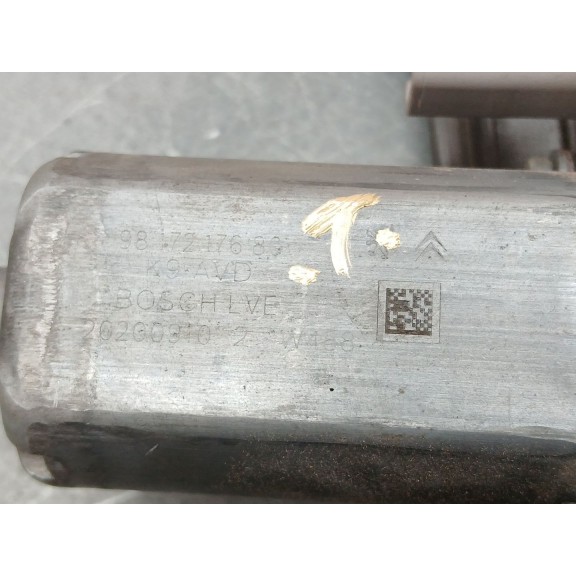 Recambio de elevalunas delantero derecho para toyota proace verso referencia OEM IAM 9817217680 9817212080 2 pines