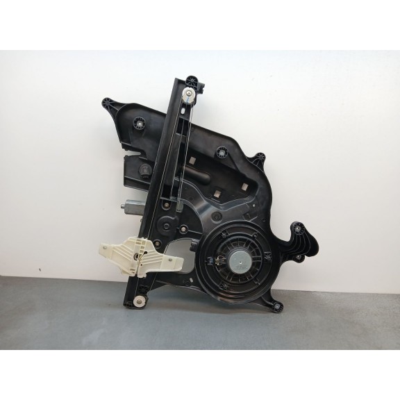 Recambio de elevalunas delantero derecho para toyota proace verso referencia OEM IAM 9817217680 9817212080 2 pines