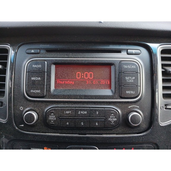 Recambio de sistema audio / radio cd para kia carens iv 1.7 crdi referencia OEM IAM   