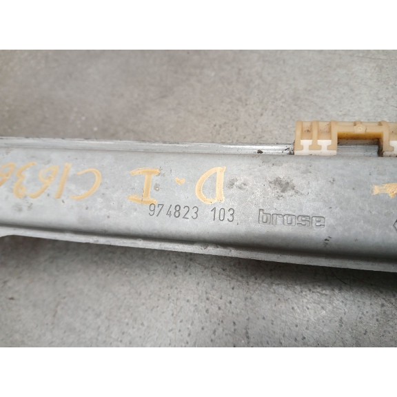 Recambio de elevalunas delantero izquierdo para renault laguna iii dynamique referencia OEM IAM 807010002r  solo mecanismo