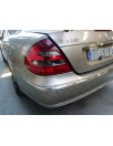 mercedes-benz clase e (w211) berlina del año 2004