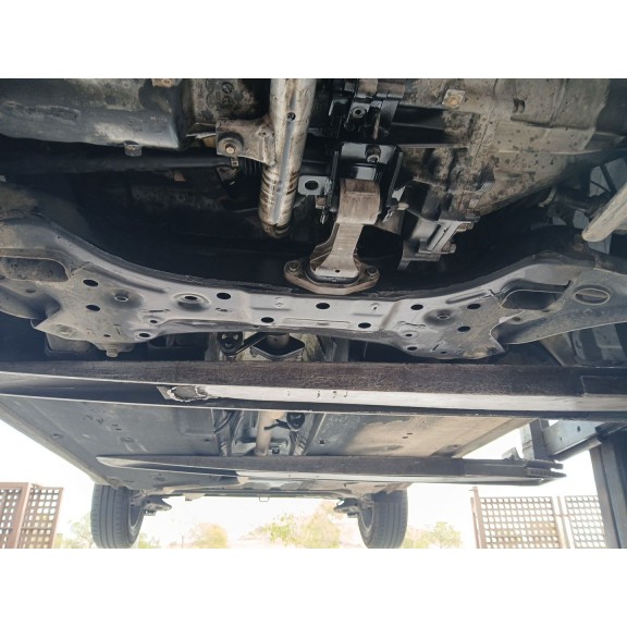 Recambio de puente delantero para kia rio iv (yb, sc, fb) 1.4 crdi 90 referencia OEM IAM   