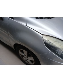 Recambio de aleta delantera derecha para renault scénic iii (jz0/1_) 1.5 dci referencia OEM IAM    2