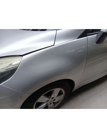 Recambio de aleta delantera izquierda para renault scénic iii (jz0/1_) 1.5 dci referencia OEM IAM   