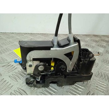 Recambio de cerradura puerta delantera derecha para ssangyong rodius 2.7 turbodiesel cat referencia OEM IAM   