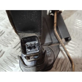 Recambio de cerradura puerta delantera derecha para ssangyong rodius 2.7 turbodiesel cat referencia OEM IAM   