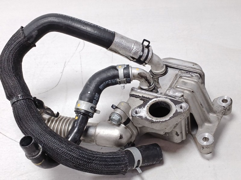 Recambio de enfriador egr para hyundai i30 (pd) klass referencia OEM IAM 284602u001  