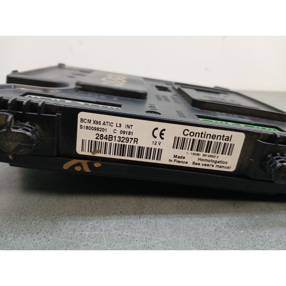 Recambio de caja reles / fusibles para renault scenic iii grand dynamique referencia OEM IAM 284b13297r  