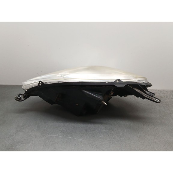 Recambio de faro derecho para fiat fiorino 1.3 16v jtd cat referencia OEM IAM 45560748dx  