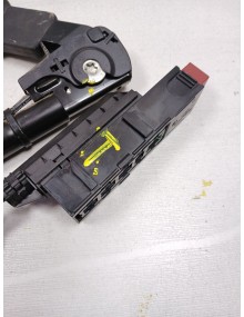 Recambio de enganche cinturon para opel corsa c 1.7 16v di cat (y 17 dtl / lk8) referencia OEM IAM    2