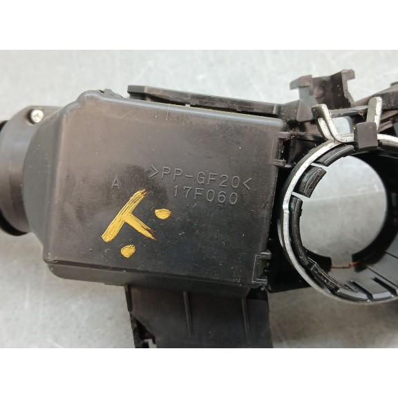 Recambio de mando multifuncion para toyota prius (nhw30) plug-in hybrid advance referencia OEM IAM 17f060 173832 