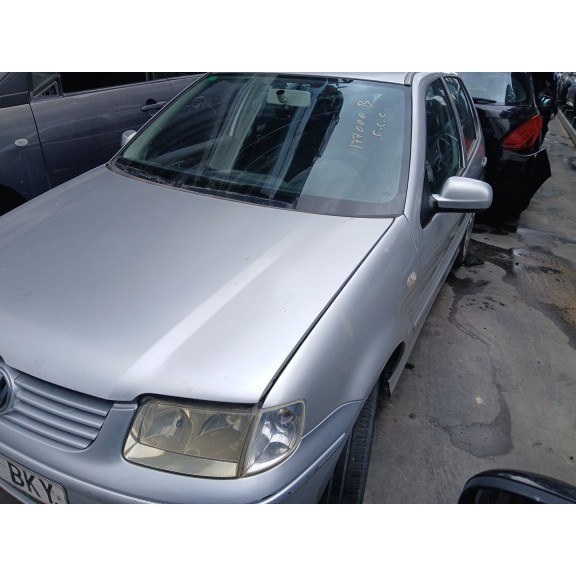 volkswagen polo (6n2) del año 2001